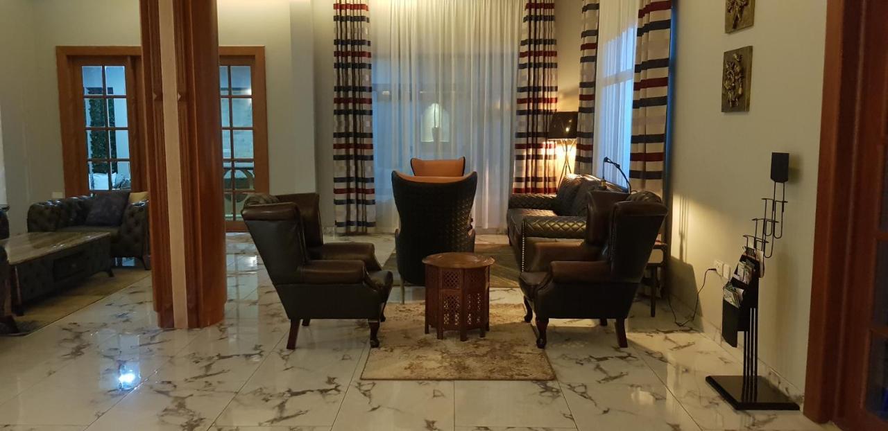 Silver Palm Hotel Arusha Bagian luar foto